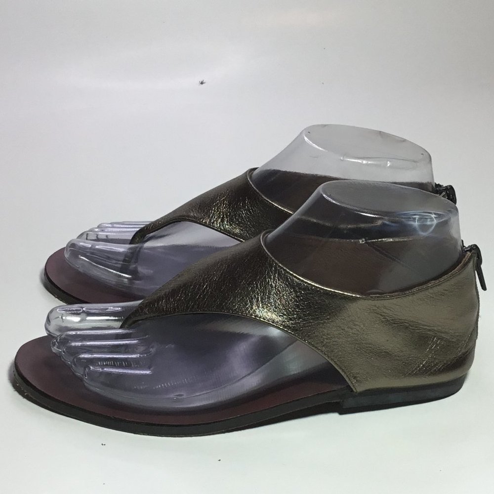 Ishvara Formentera Thong Sandal Zip Back Gold Size 36 Amazing Condition